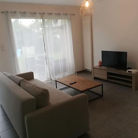 Jolie Maison Entiere Avec 3 Chambres Centre Ville Saint-Andre-de-Cubzac Luaran gambar